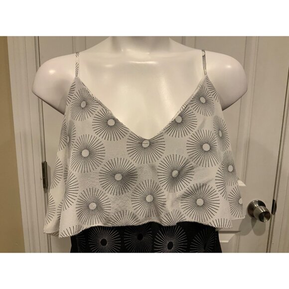 Diane Von Furstenberg Black & White 100% Silk Sunburst Pattern Tank Top, Size L - Picture 2 of 7